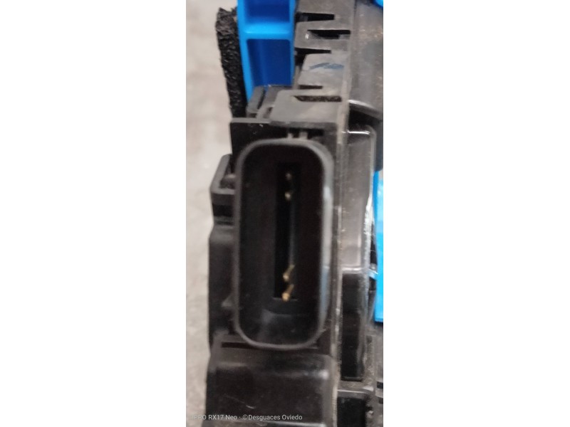 Recambio de motor cierre centralizado trasero izquierdo para kia cee´d drive referencia OEM IAM 81410A2400  