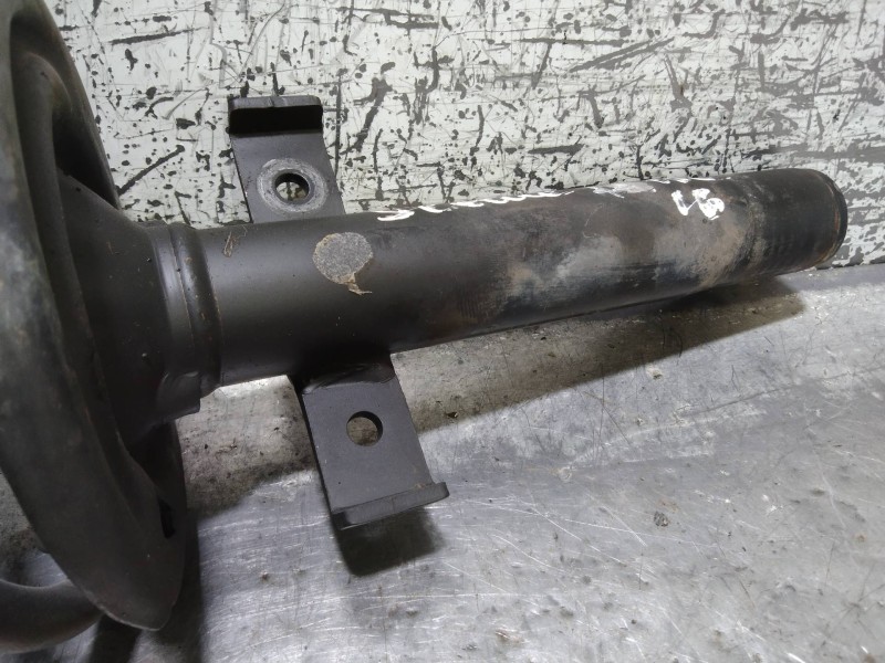 Recambio de amortiguador delantero izquierdo para renault scenic ii dynamique referencia OEM IAM   