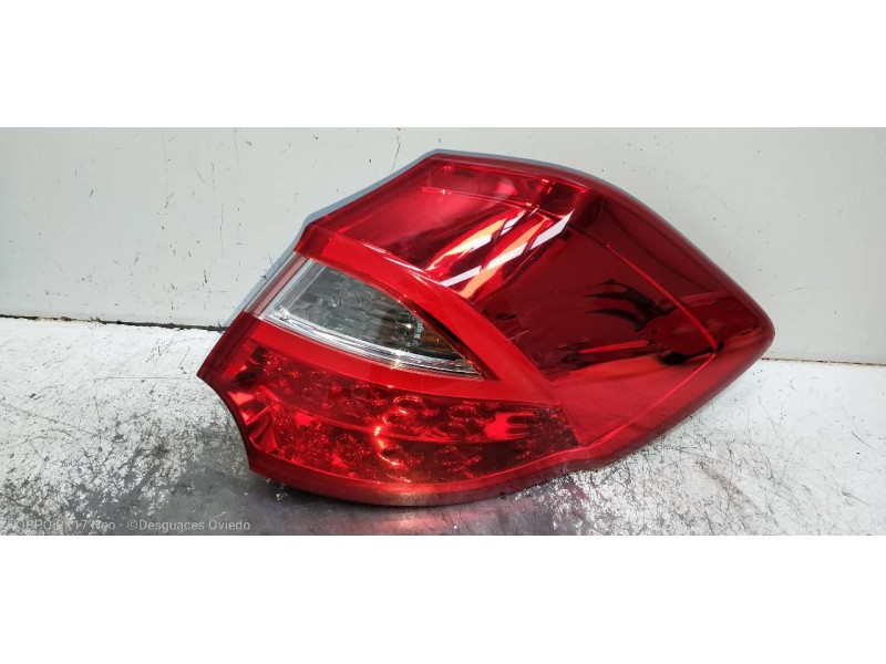 Recambio de piloto trasero derecho para kia cee´d drive referencia OEM IAM   