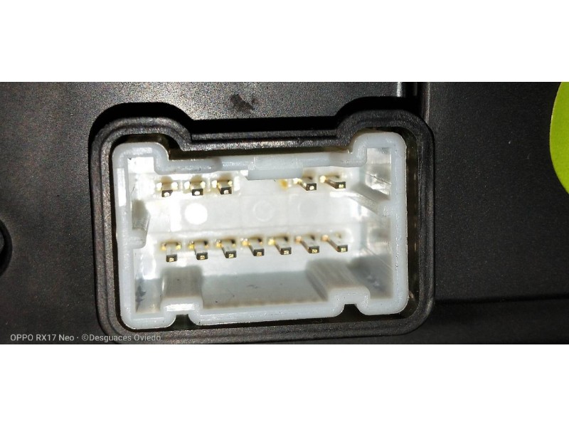 Recambio de pantalla multifuncion para kia cee´d drive referencia OEM IAM   