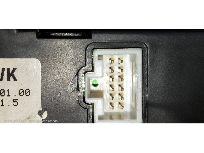 Recambio de pantalla multifuncion para kia cee´d drive referencia OEM IAM   