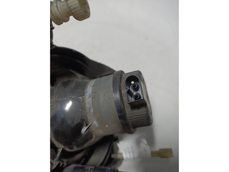 Recambio de faro izquierdo para bmw serie 5 berlina (e34) 520i (110kw) referencia OEM IAM 13174100LI  