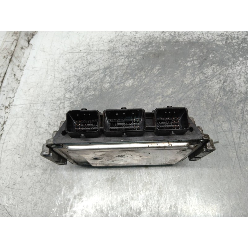 Recambio de centralita motor uce para nissan primera berlina (p12) acenta referencia OEM IAM 0281011646 23710AW324 8200305678 82