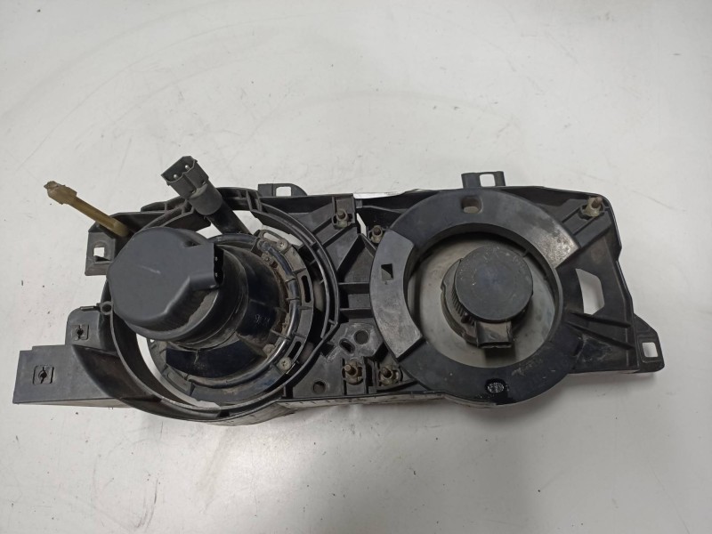 Recambio de faro izquierdo para bmw serie 5 berlina (e34) 525tds referencia OEM IAM 13174100LI  
