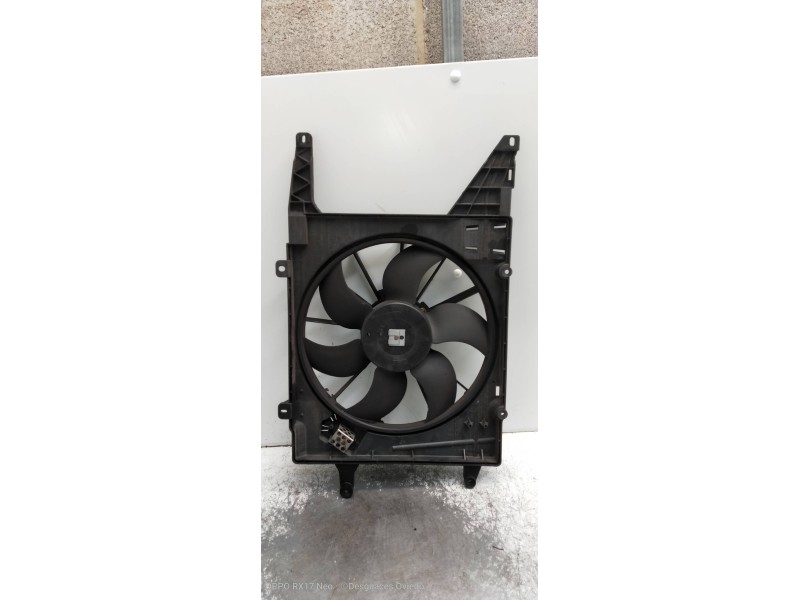 Recambio de electroventilador para renault scenic (ja..) 1.9 dci rt referencia OEM IAM 8200065257  