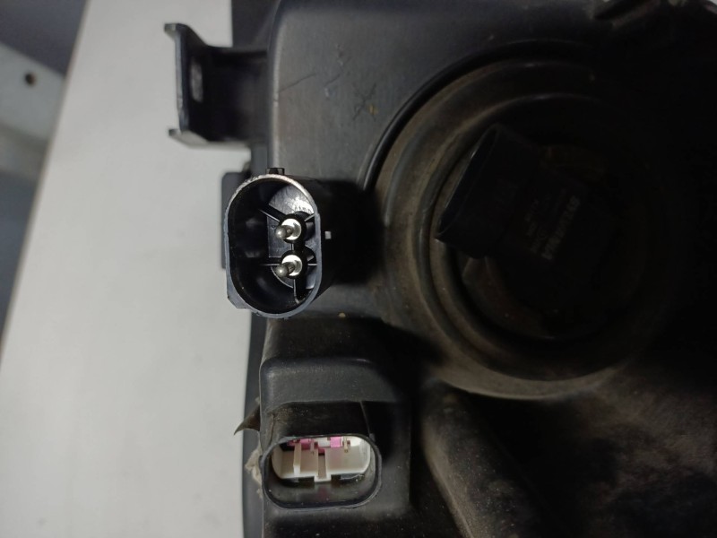 Recambio de faro izquierdo para bmw serie 5 berlina (e39) 525tds referencia OEM IAM   