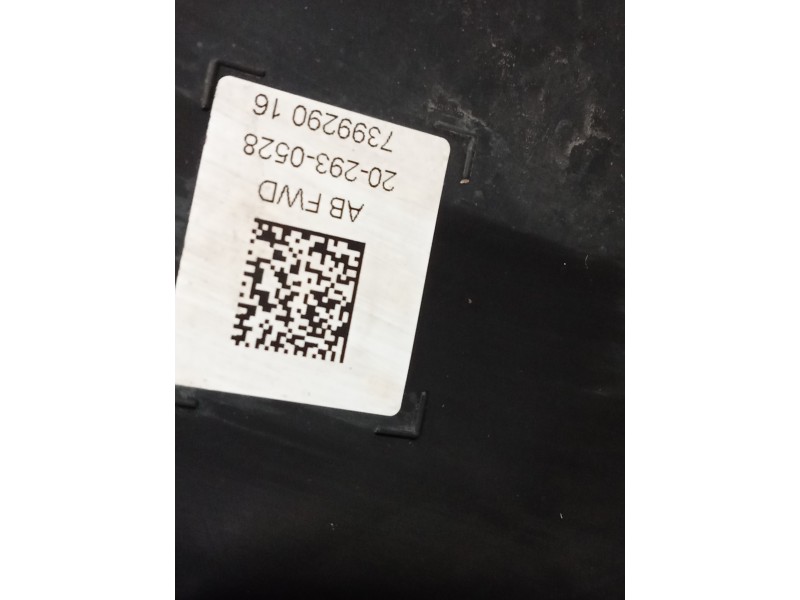 Recambio de deposito combustible para bmw serie x1 (f48) sdrive18d referencia OEM IAM 739929016  ADBLUE