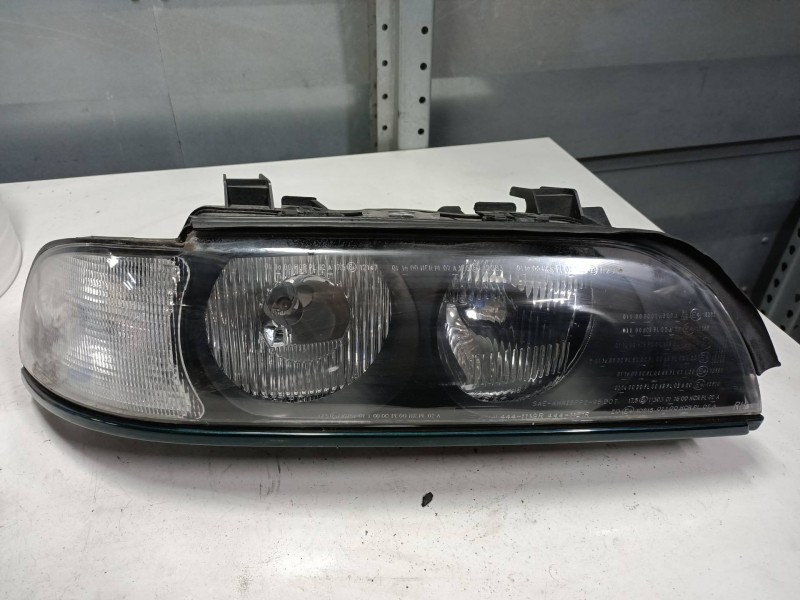 Recambio de faro derecho para bmw serie 5 berlina (e39) 528i referencia OEM IAM   