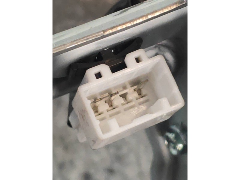 Recambio de motor limpia trasero para kia rio basic referencia OEM IAM 987001W000 035111680 