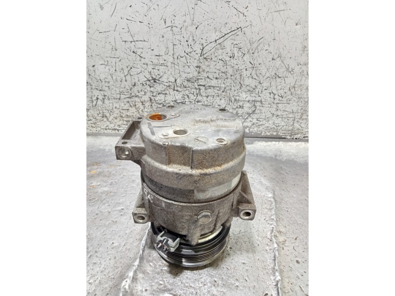 Recambio de compresor aire acondicionado para renault megane i scenic (ja0) 1.9 d alize referencia OEM IAM   