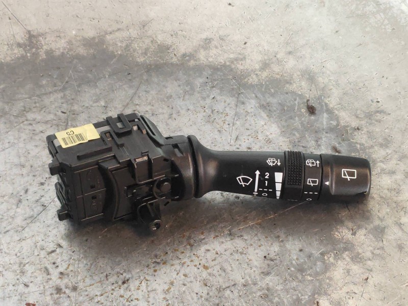 Recambio de mando limpia para kia rio basic referencia OEM IAM   