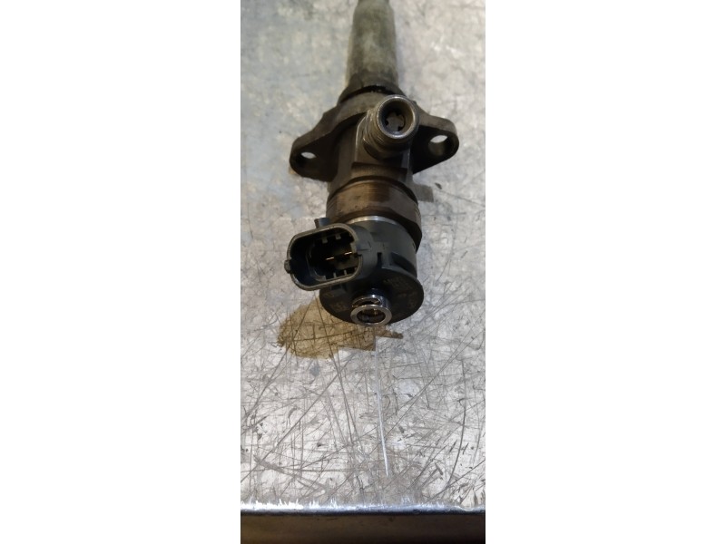 Recambio de inyector para citroen c4 picasso exclusive referencia OEM IAM 0445110297  