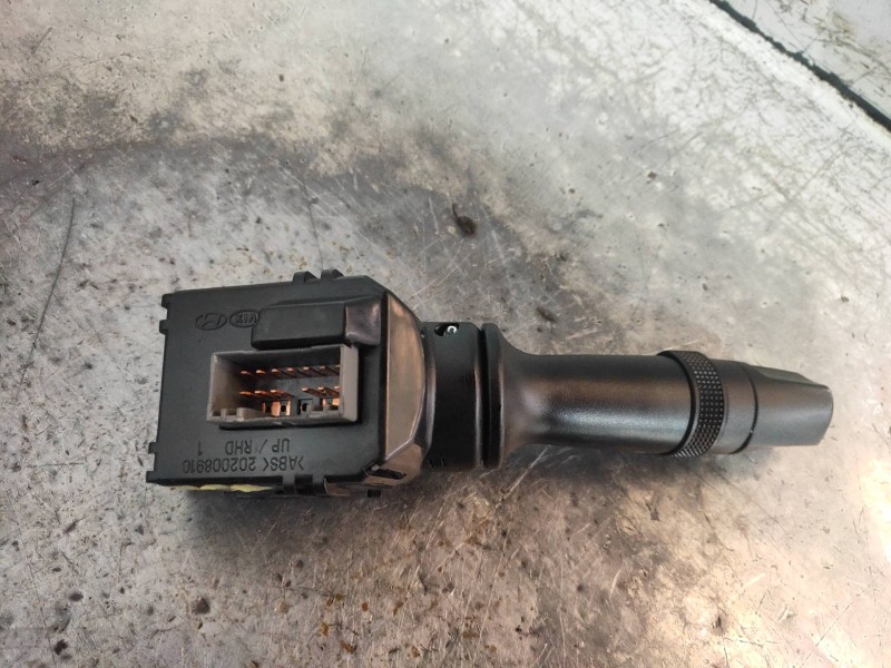 Recambio de mando limpia para kia rio basic referencia OEM IAM   