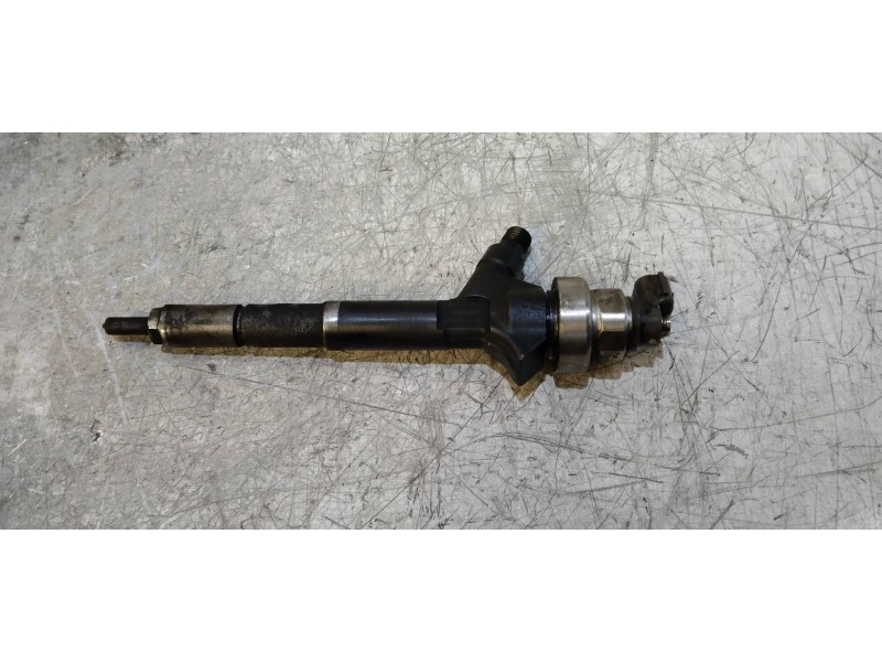 Recambio de inyector para opel zafira b energy referencia OEM IAM 8973762703  