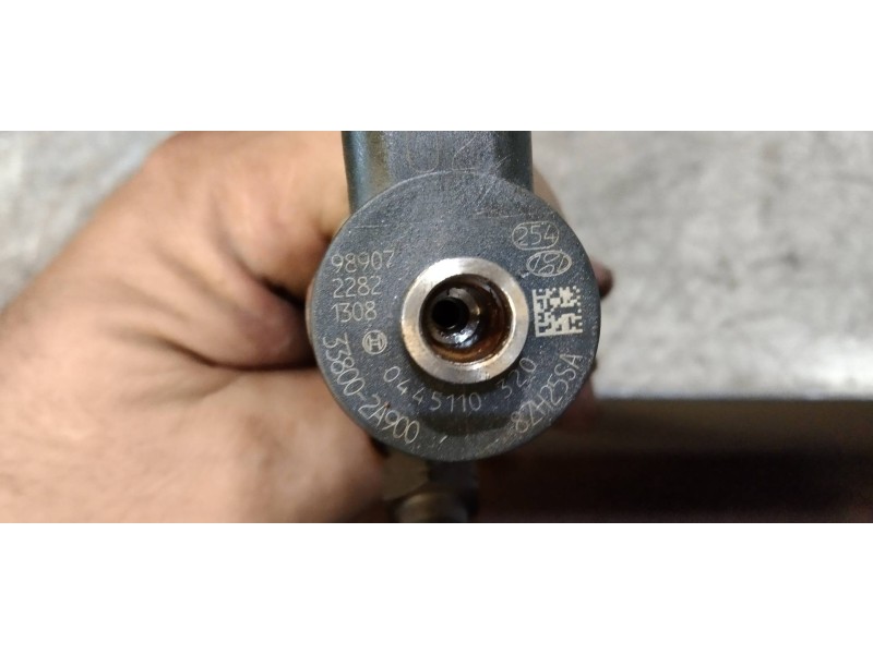 Recambio de inyector para hyundai i30 classic referencia OEM IAM 0445110320 38002A900 