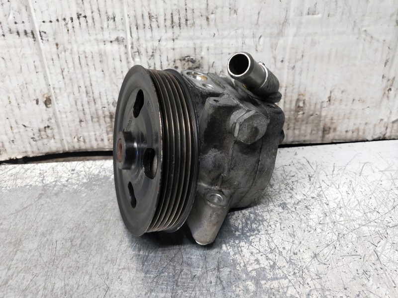 Recambio de bomba direccion para ford mondeo ber. (ca2) 2.0 tdci cat referencia OEM IAM 6G913A696CD  