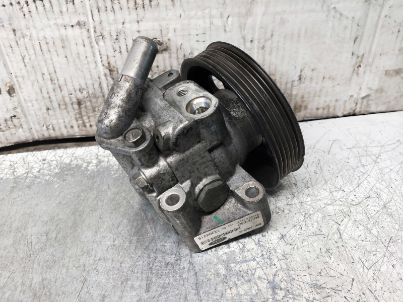 Recambio de bomba direccion para ford mondeo ber. (ca2) 2.0 tdci cat referencia OEM IAM 6G913A696CD  