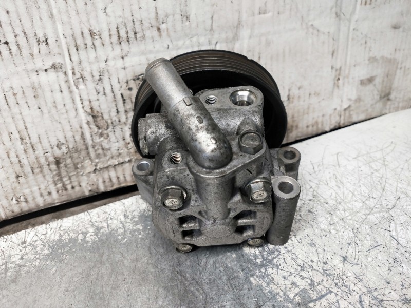 Recambio de bomba direccion para ford mondeo ber. (ca2) 2.0 tdci cat referencia OEM IAM 6G913A696CD  