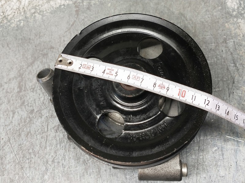 Recambio de bomba direccion para ford mondeo ber. (ca2) 2.0 tdci cat referencia OEM IAM 6G913A696CD  