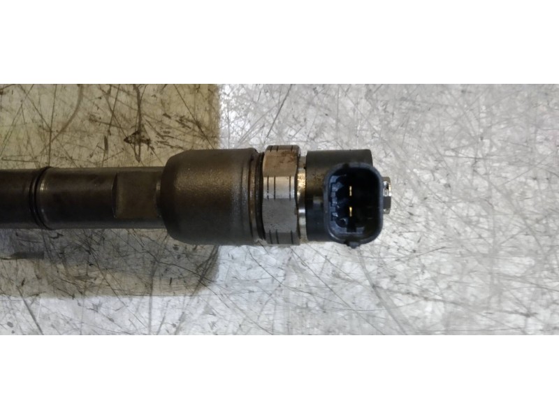 Recambio de inyector para hyundai i30 classic referencia OEM IAM 0445110320 38002A900 