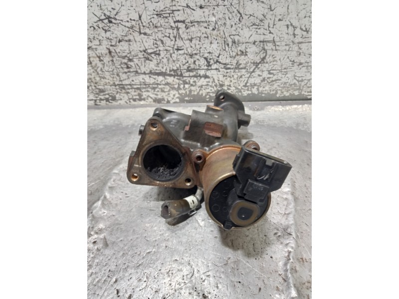 Recambio de valvula egr para opel astra h berlina 1.7 16v cdti referencia OEM IAM   
