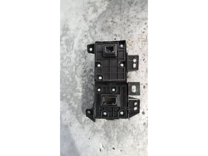 Recambio de mando multifuncion para lexus nx 300h 4wd referencia OEM IAM   