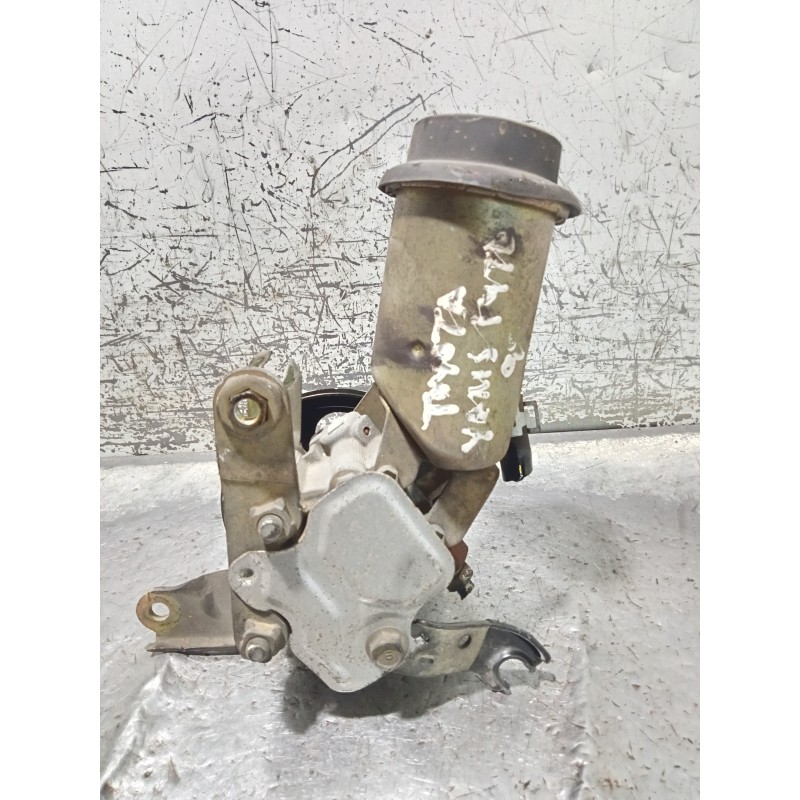 Recambio de bomba direccion para toyota yaris (ncp1/nlp1/scp1) 1.4 d-4d linea luna referencia OEM IAM   