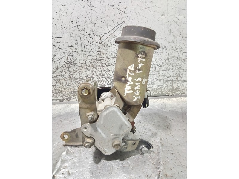 Recambio de bomba direccion para toyota yaris (ncp1/nlp1/scp1) 1.4 d-4d linea luna referencia OEM IAM   