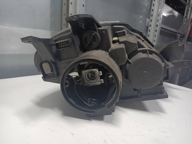 Recambio de faro izquierdo para citroen c8 2.0 16v cat (rfj / ew10a) referencia OEM IAM 89009176  XENON