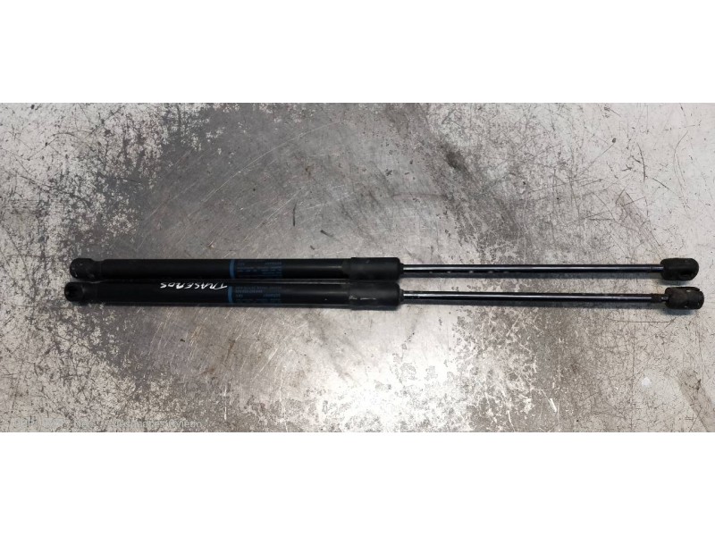 Recambio de amortiguadores maletero / porton para audi a1 sportback (8xf) attraction referencia OEM IAM 8X4827552  