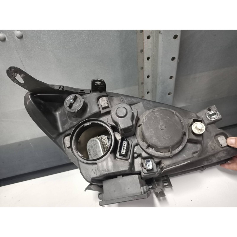 Recambio de faro izquierdo para citroen c5 berlina 2.0 hpi exclusive referencia OEM IAM 9644275380 89006853 XENON