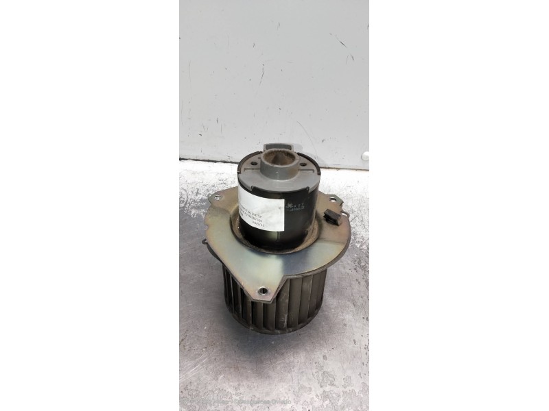 Recambio de motor calefaccion para ford transit, combi/bus 86/92 2.5 diesel referencia OEM IAM E9RF18527AA  