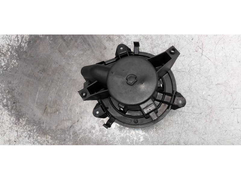 Recambio de motor calefaccion para fiat punto berlina (188) 1.2 8v active referencia OEM IAM   