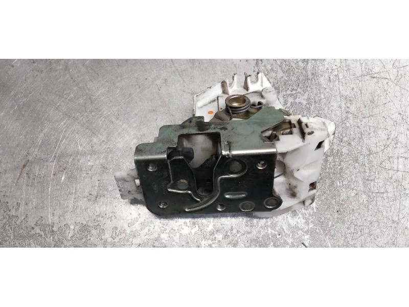 Recambio de motor cierre centralizado delantero izquierdo para ford mondeo berlina (gd) clx referencia OEM IAM 96BGF21813EM  