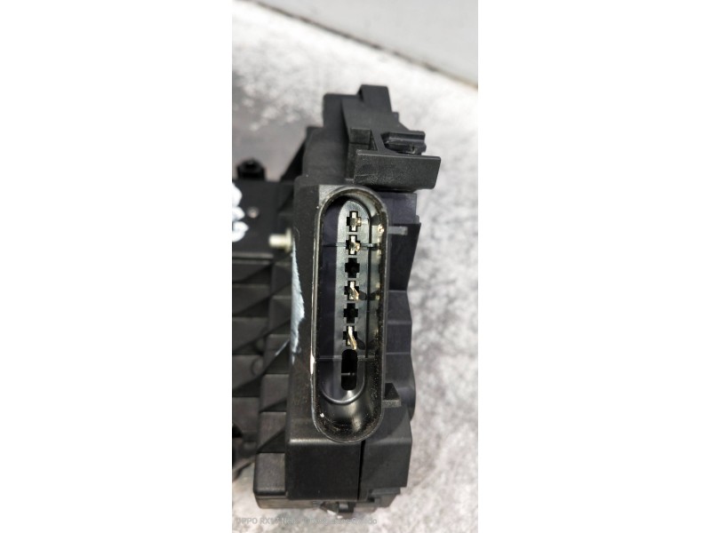 Recambio de motor cierre centralizado delantero derecho para ford kuga (cbs) titanium referencia OEM IAM BM5AA21812BG  