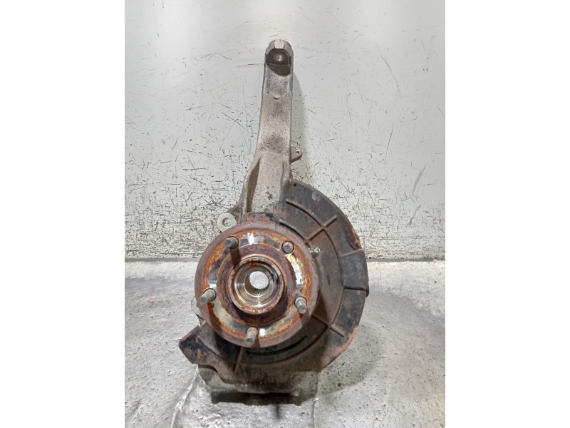 Recambio de mangueta delantera derecha para jeep gr. cherokee (wh) 3.0 crd limited referencia OEM IAM 52090178AD  