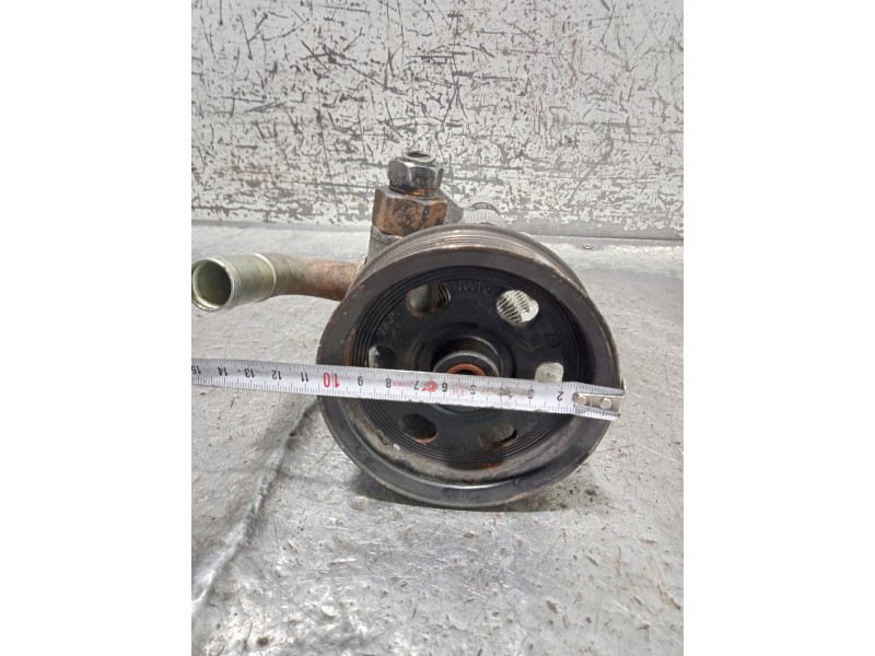 Recambio de bomba direccion para jeep gr. cherokee (wh) 3.0 crd limited referencia OEM IAM   