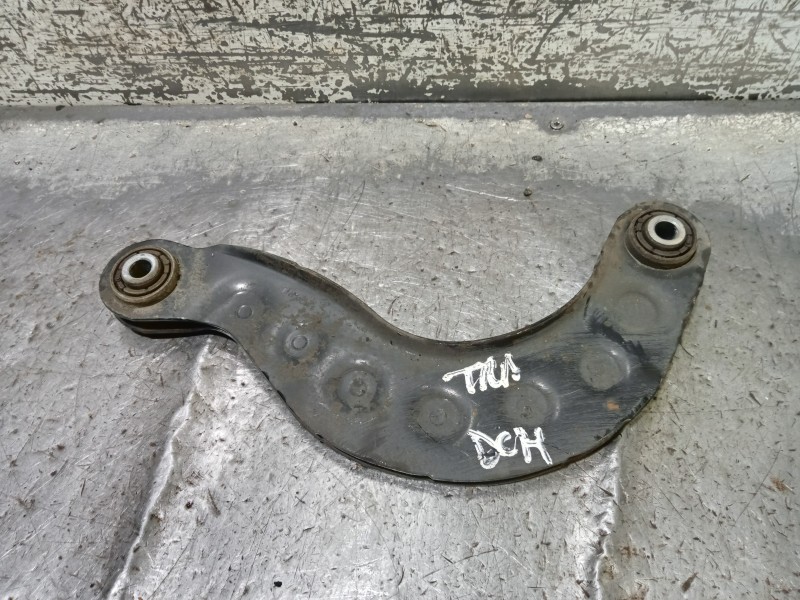 Recambio de brazo suspension superior trasero derecho para ford c-max trend referencia OEM IAM AV615500CA  