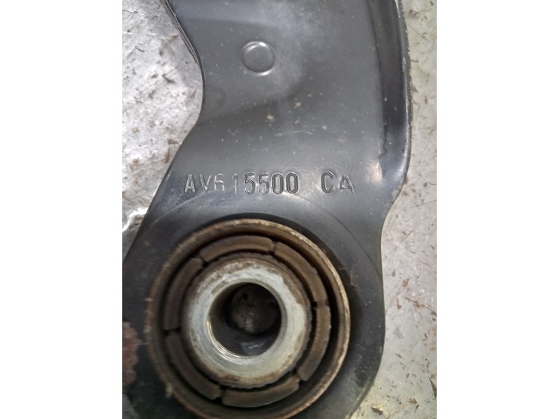 Recambio de brazo suspension superior trasero derecho para ford c-max trend referencia OEM IAM AV615500CA  