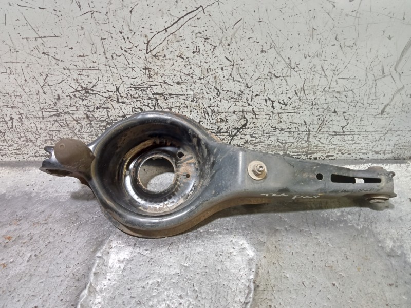 Recambio de brazo suspension inferior trasero derecho para ford c-max trend referencia OEM IAM   