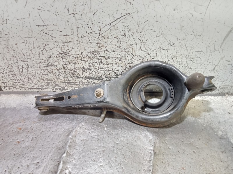 Recambio de brazo suspension inferior trasero izquierdo para ford c-max trend referencia OEM IAM   