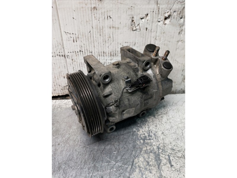 Recambio de compresor aire acondicionado para nissan maxima qx (a32) 2,0 se (1997) referencia OEM IAM 9260031U12 7425245010 CWV6
