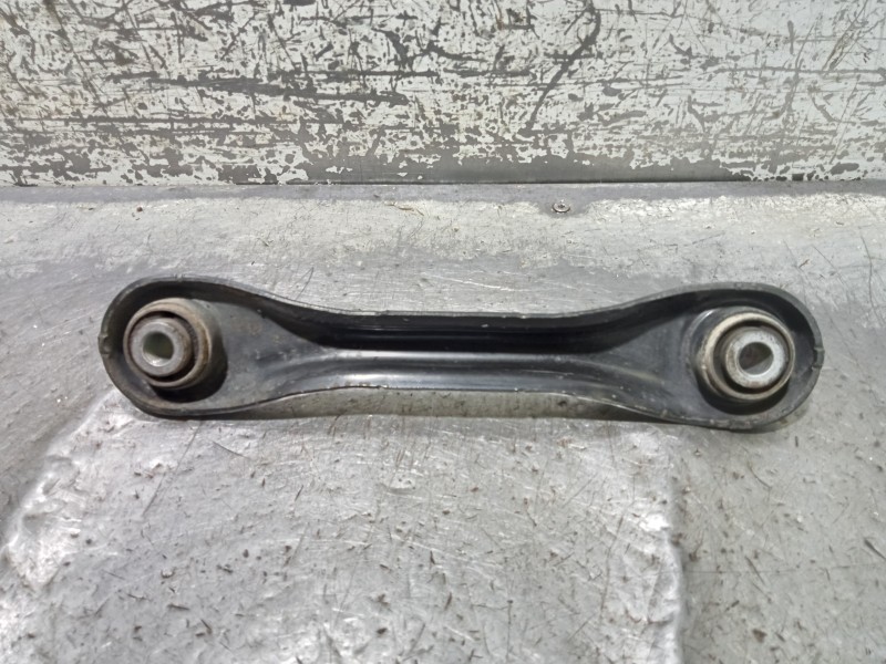 Recambio de brazo suspension superior trasero izquierdo para ford c-max trend referencia OEM IAM AV615K743BA  