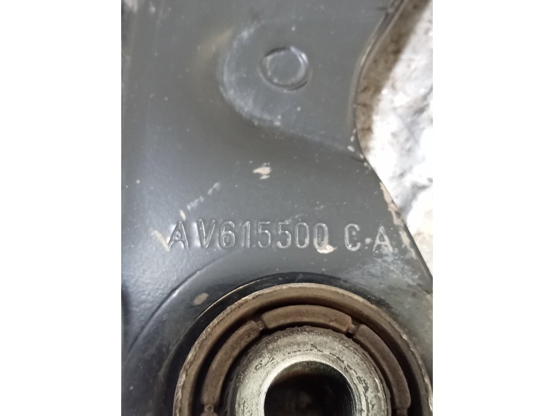 Recambio de brazo suspension superior trasero izquierdo para ford c-max trend referencia OEM IAM AV615500CA  