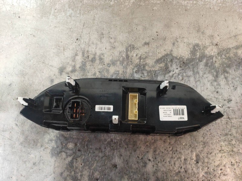 Recambio de mando calefaccion / aire acondicionado para kia rio basic referencia OEM IAM 972501W070 1205141547 