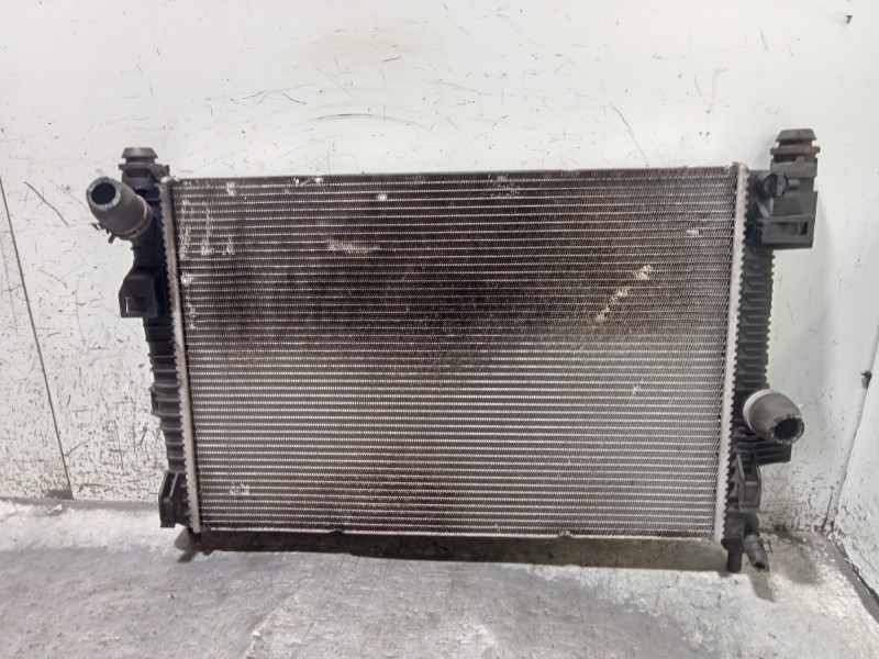 Recambio de radiador agua para ford c-max trend referencia OEM IAM 8V618005CA 8V618C342BD 