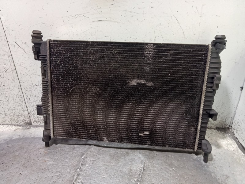 Recambio de radiador agua para ford c-max trend referencia OEM IAM 8V618005CA 8V618C342BD 