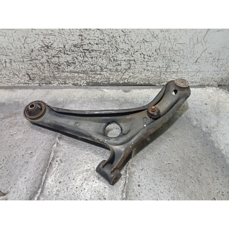 Recambio de brazo suspension inferior delantero derecho para toyota yaris (ncp1/nlp1/scp1) 1.4 d-4d linea luna referencia OEM IA