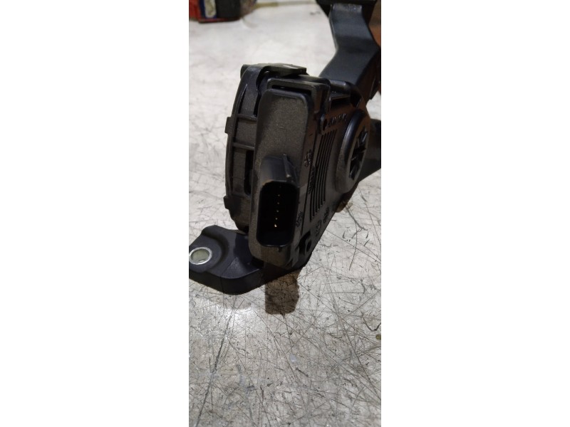 Recambio de potenciometro pedal para jeep gr. cherokee (wh) 3.0 crd limited referencia OEM IAM 53013904AB  