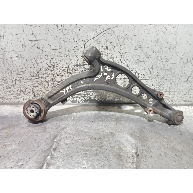 Recambio de brazo suspension inferior delantero izquierdo para lancia ypsilon (101) 1.3 multijet 16v platino (10.2006) referenci